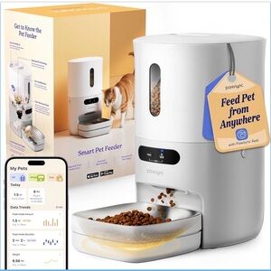 Pawsync Smart Pet Feeder in White and Gray